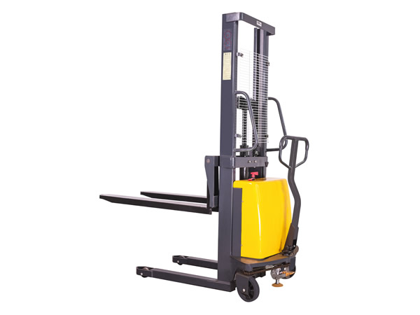Semi electric forklift